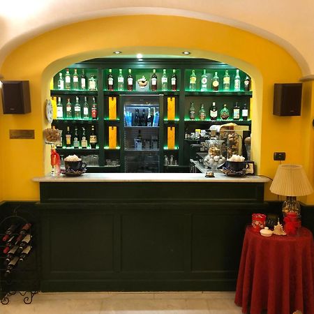 Mh Hotel Varazze Kültér fotó