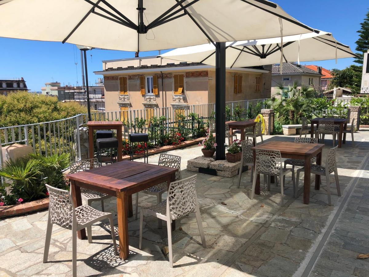 Mh Hotel Varazze Kültér fotó