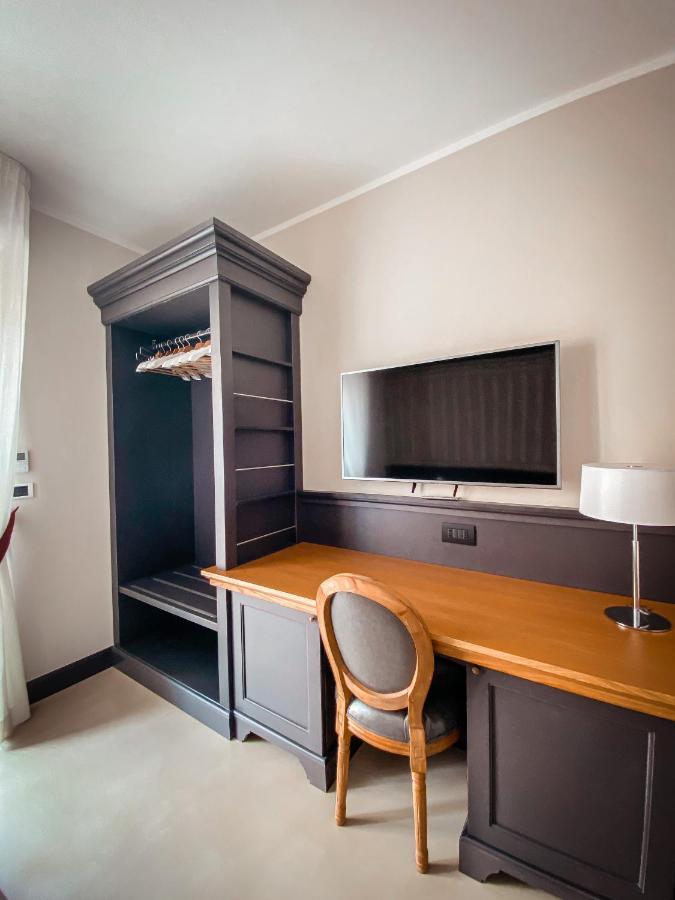 Mh Hotel Varazze Kültér fotó