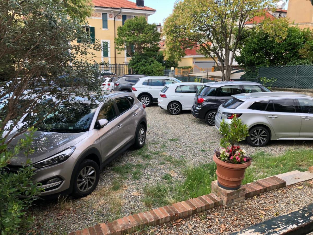 Mh Hotel Varazze Kültér fotó