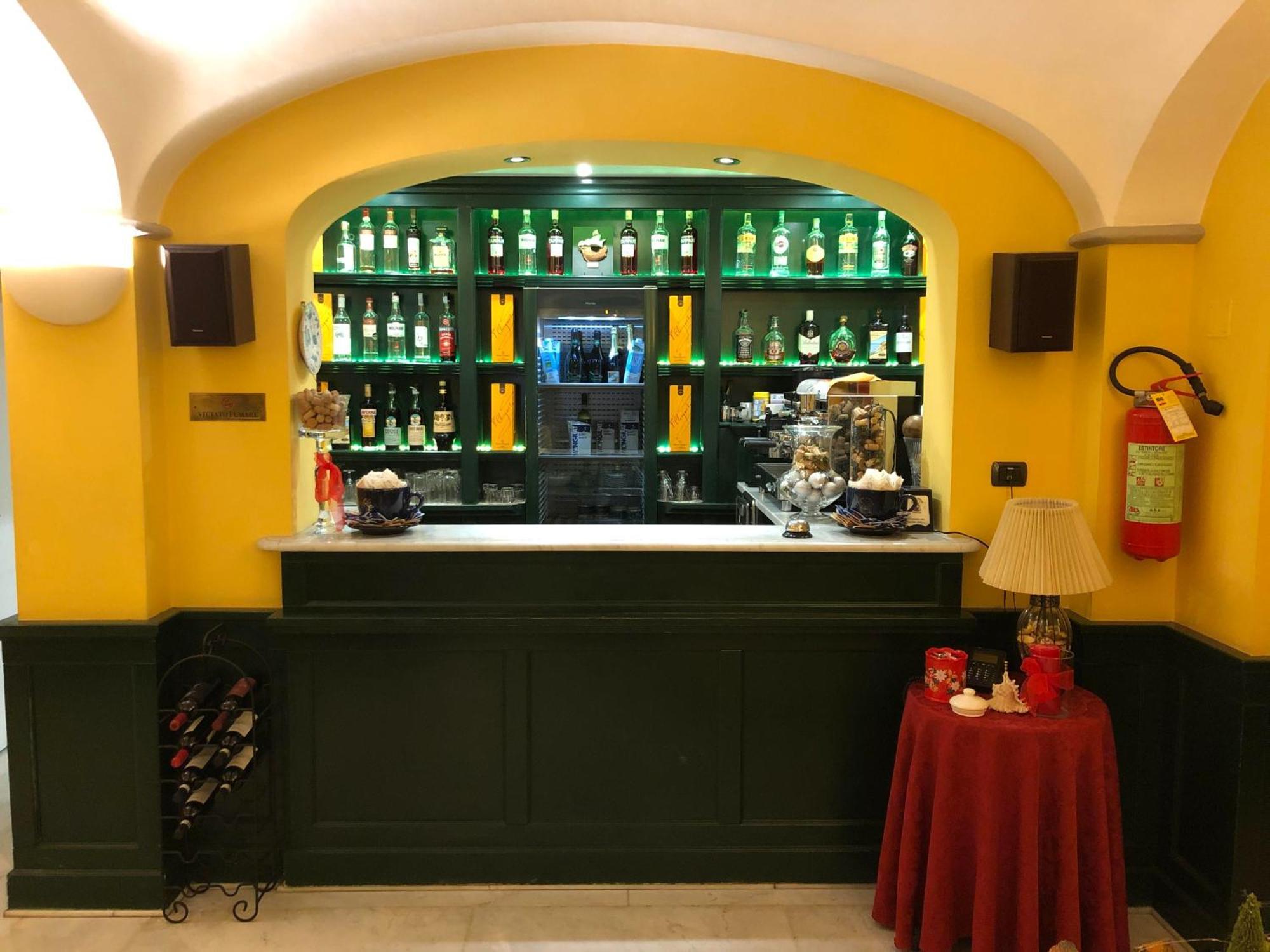 Mh Hotel Varazze Kültér fotó